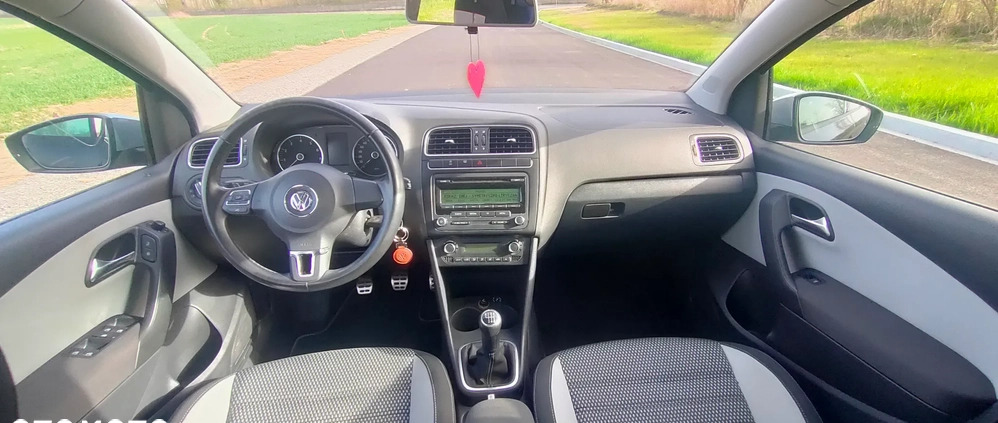 Volkswagen Polo cena 27300 przebieg: 136031, rok produkcji 2011 z Ropczyce małe 79